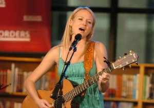 Jewel’s Star Light Café Tour planned for one month